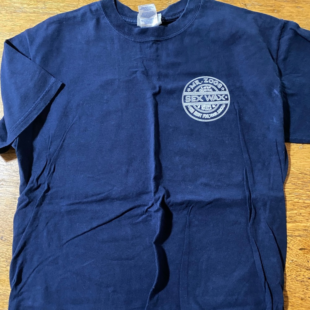 Novelty men’s tee